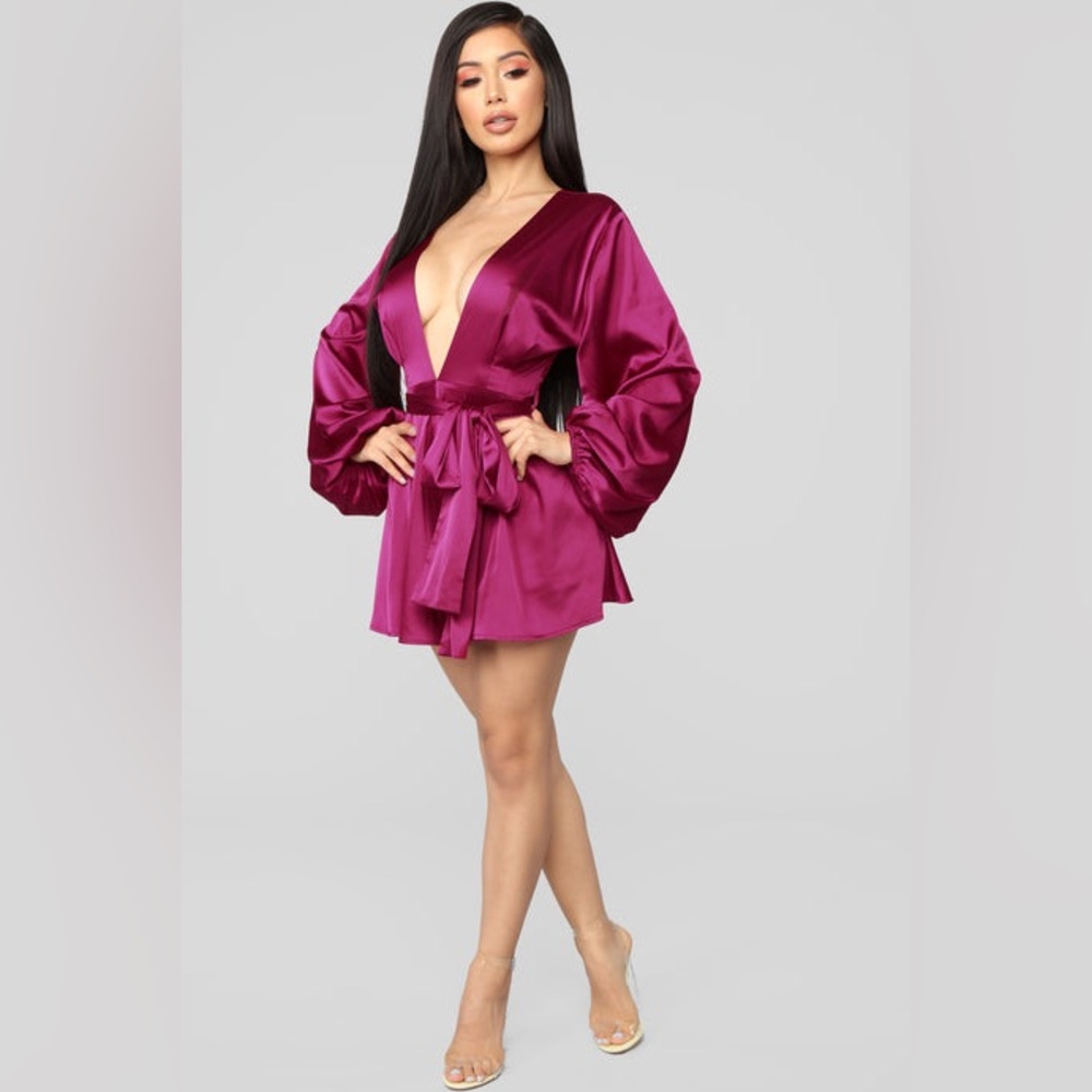 Fashion Nova Sophia Satin Romper - Magenta belt New size Xl Women